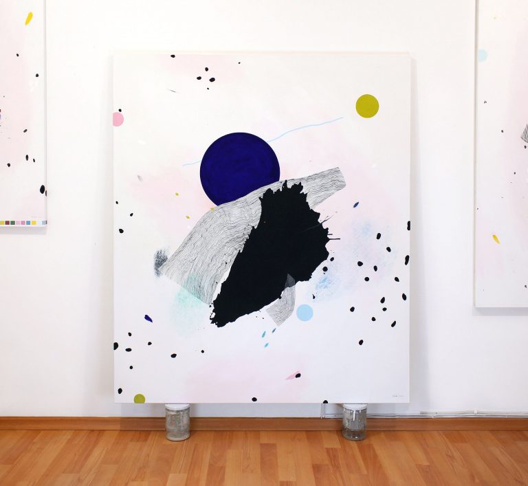 Parduodamas ultramarino mėlynos spalvos minimalistinis modernus paveikslas ant drobės – šiuolaikinė dekoracija namams ar biurui Vilniuje