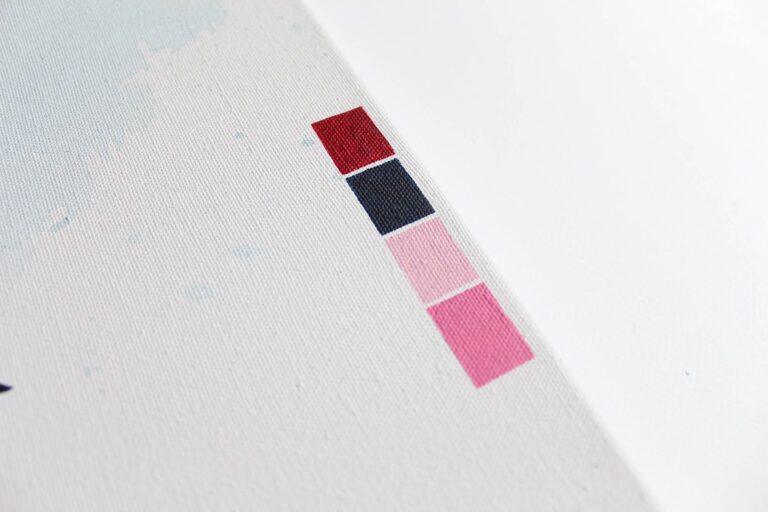 Šiuolaikinis šviesus abstraktus paveikslas ant drobės moderniam namų dekorui.