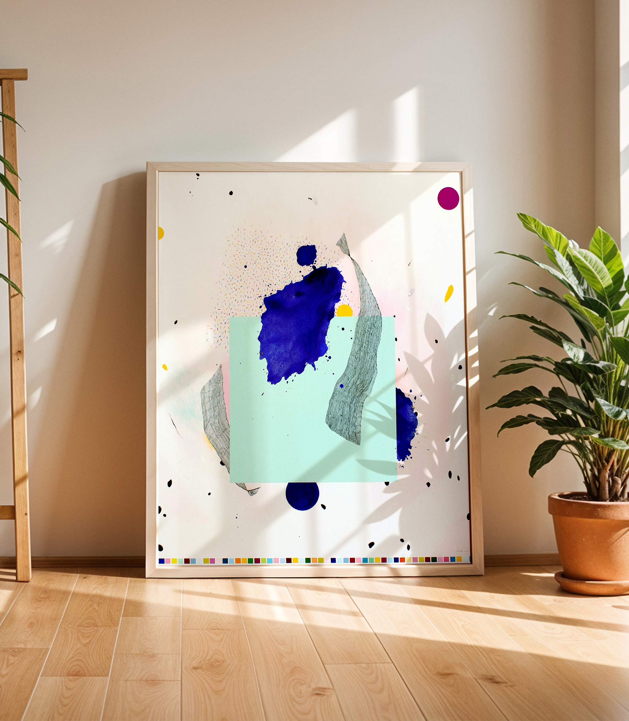 Modernus abstraktus paveikslas su mėlyna spalva, geometrinėmis formomis ir minimalistine kompozicija